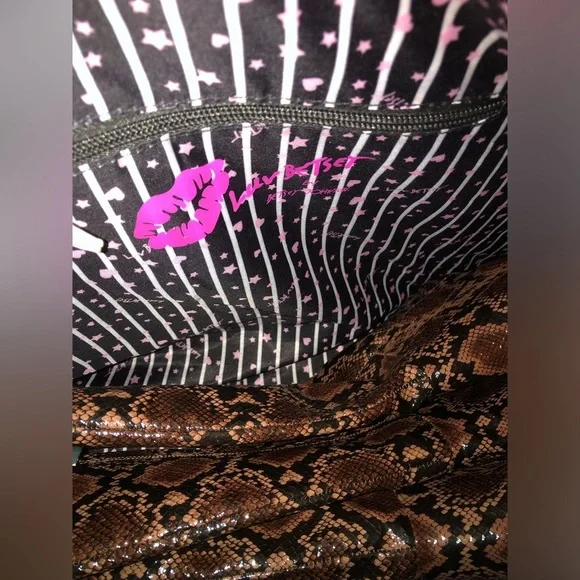 Luv Betsey Betsey Johnson Colorful Pastel Quilted Women's Bag - Picture 15 of 16